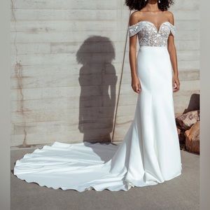 Jenny by Jenny Yoo Angelica Off-Shoulder Lace Bodice Fit & Flare Wedding Gown